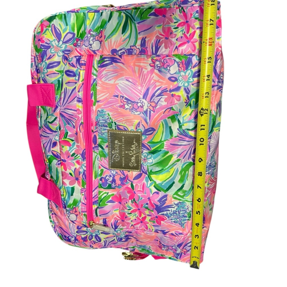 Disney Dreams Lilly Pulitzer Bag Perfect personal item to use for your vacation - Picture 5 of 14